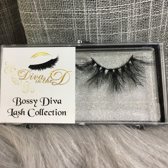 Mink Lashes - āEnticeā Bossy Diva Collection - Picture 1 of 5